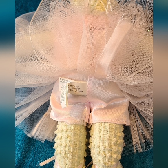 15" Ganz Green Plush Frog Doll - Picture 6 of 10